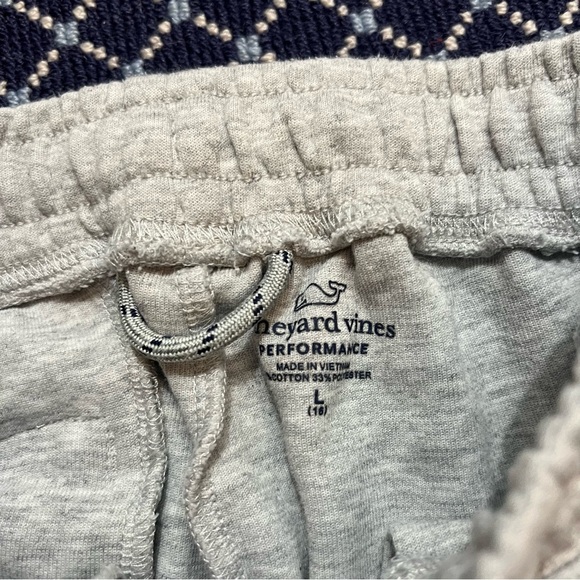 Vineyard Vines Joggers - Picture 4 of 4